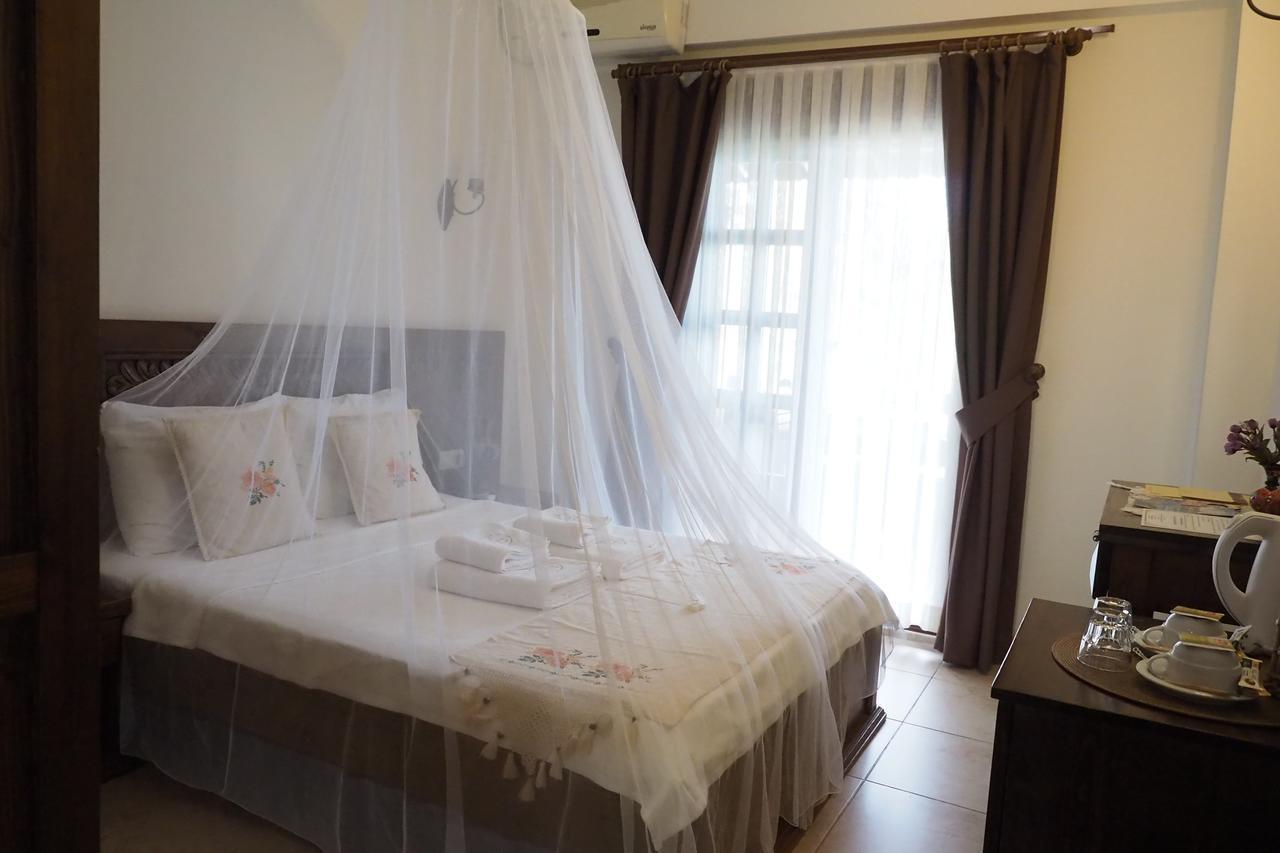 Loca Hotel Сиде Екстериор снимка